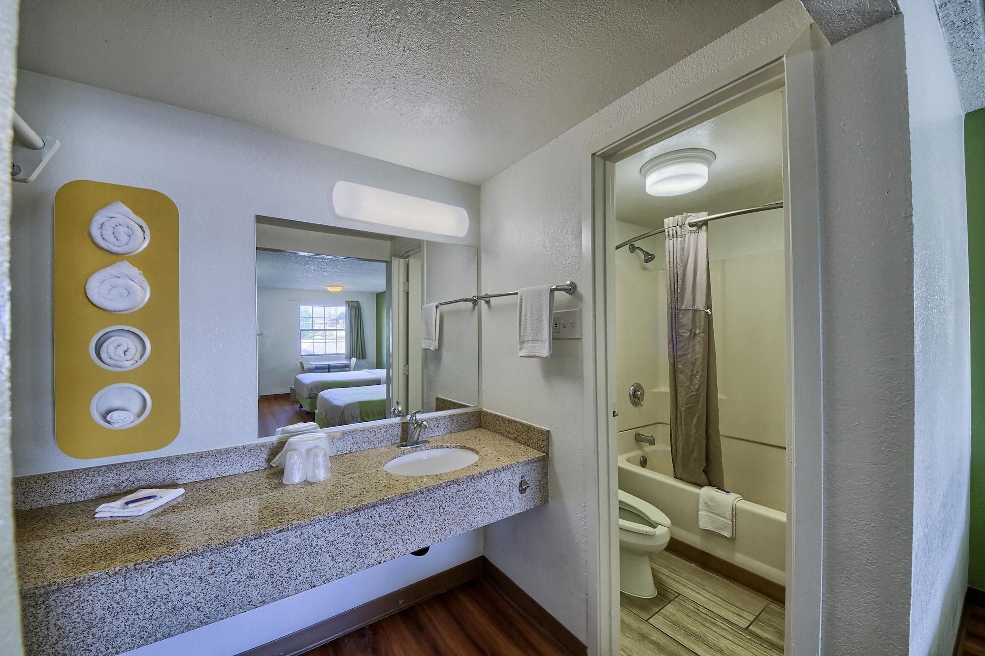Motel 6-San Antonio, Tx - Northwest Medical Center Eksteriør billede