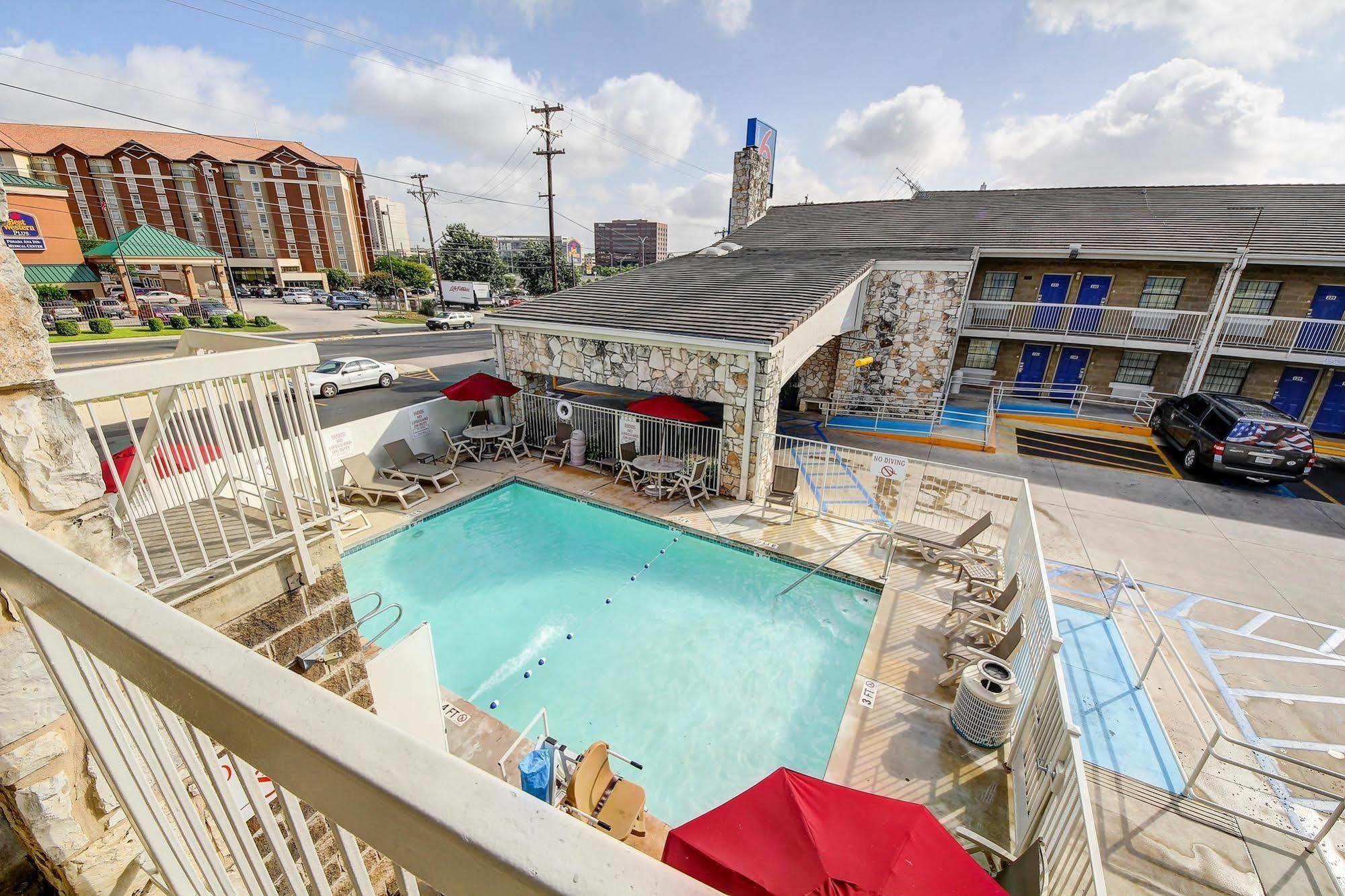 Motel 6-San Antonio, Tx - Northwest Medical Center Eksteriør billede
