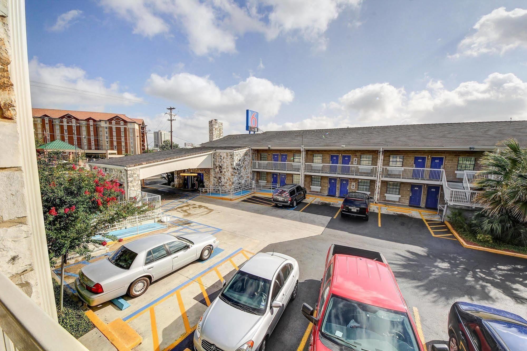 Motel 6-San Antonio, Tx - Northwest Medical Center Eksteriør billede