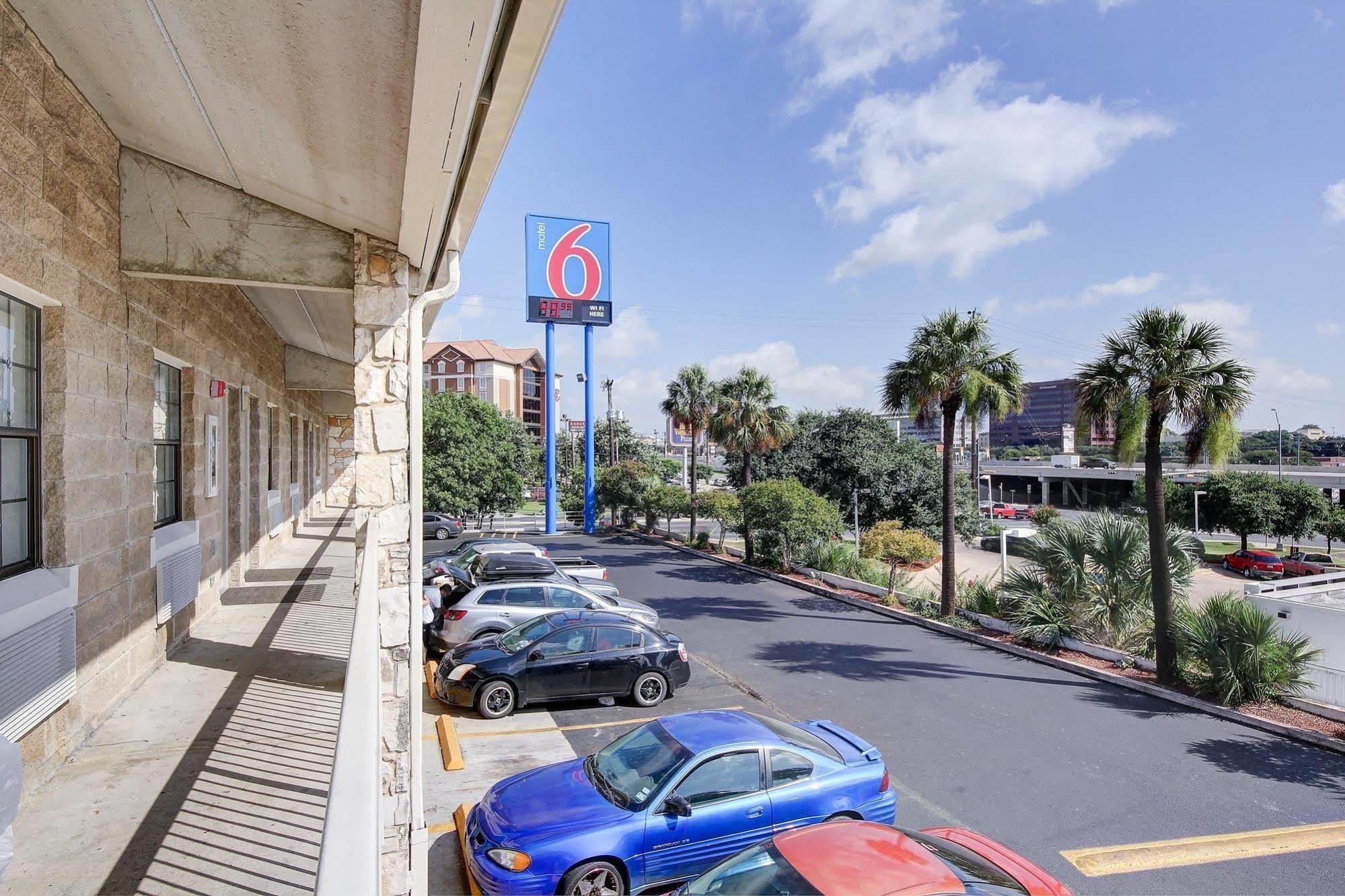 Motel 6-San Antonio, Tx - Northwest Medical Center Eksteriør billede