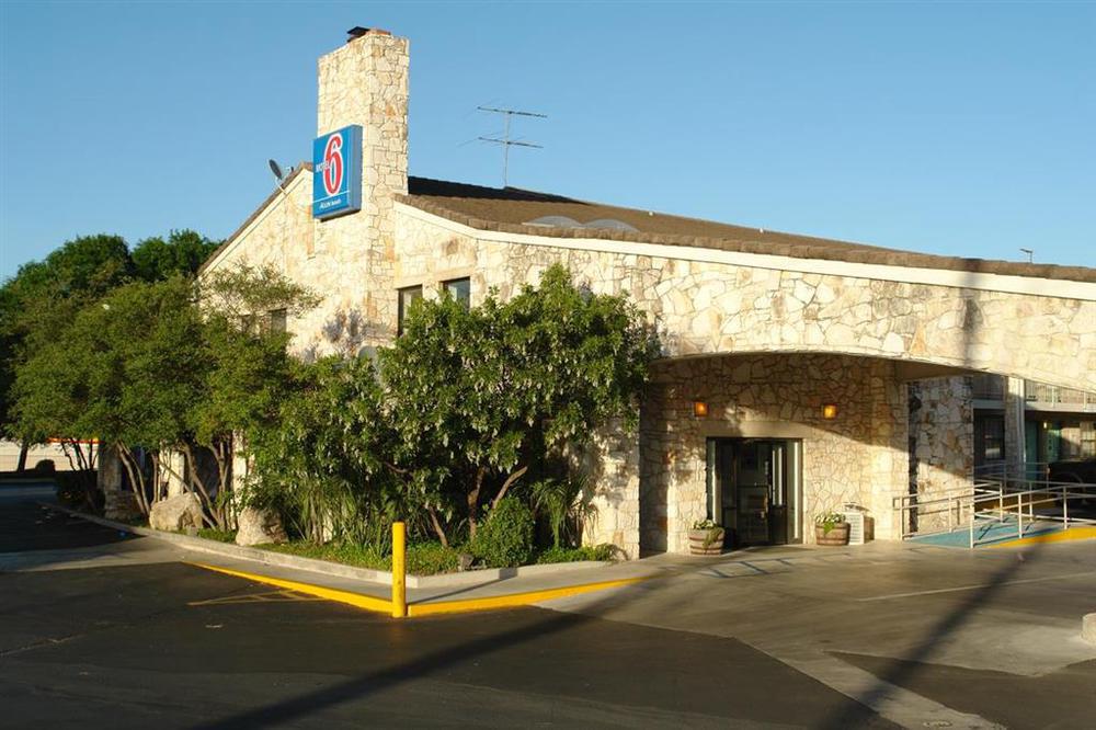 Motel 6-San Antonio, Tx - Northwest Medical Center Eksteriør billede