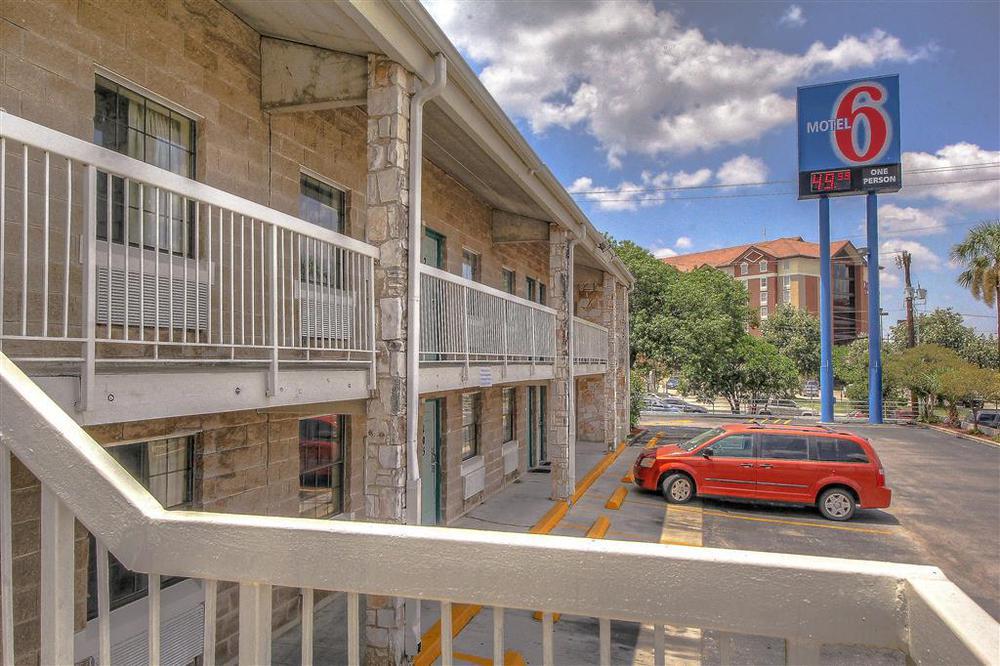 Motel 6-San Antonio, Tx - Northwest Medical Center Eksteriør billede